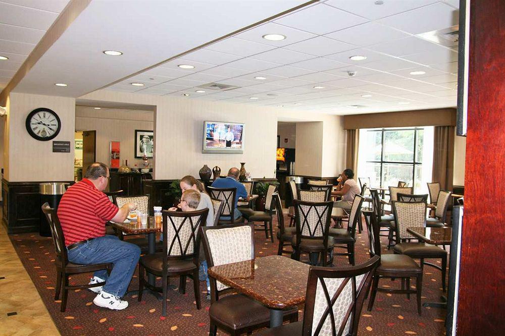 Hampton Inn Spring Lake Fayetteville Restoran foto