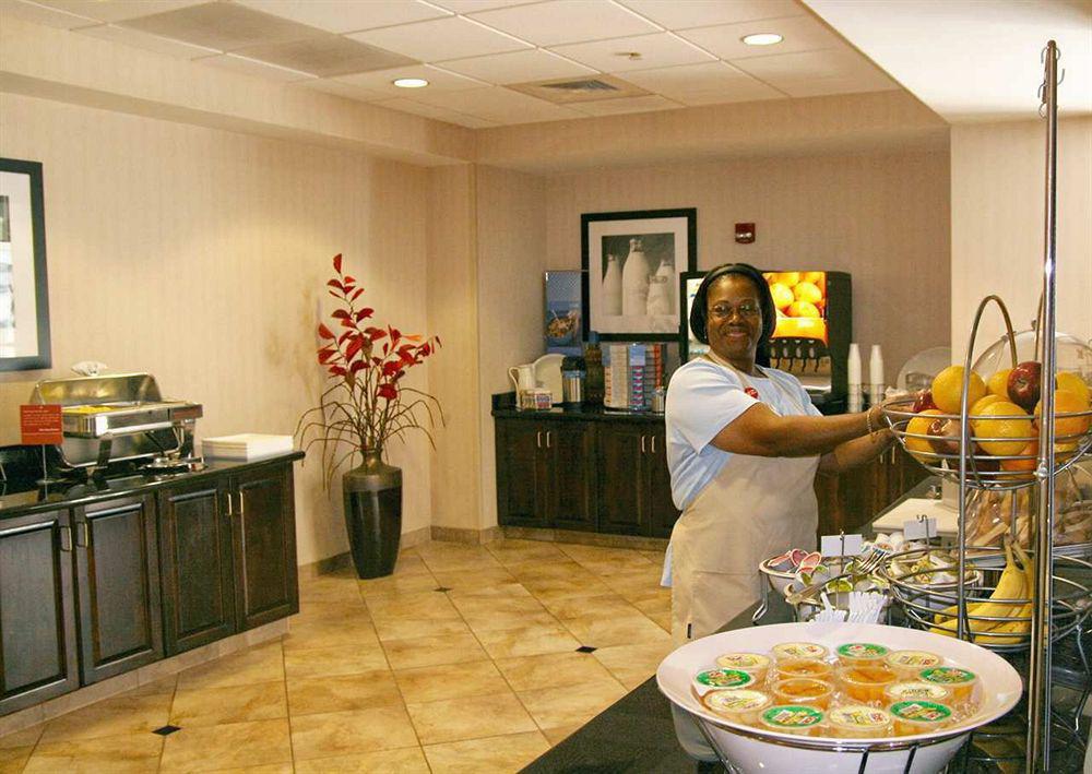 Hampton Inn Spring Lake Fayetteville Restoran foto