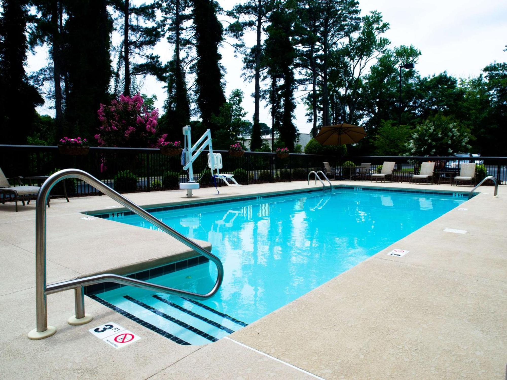 Hampton Inn Spring Lake Fayetteville Bagian luar foto