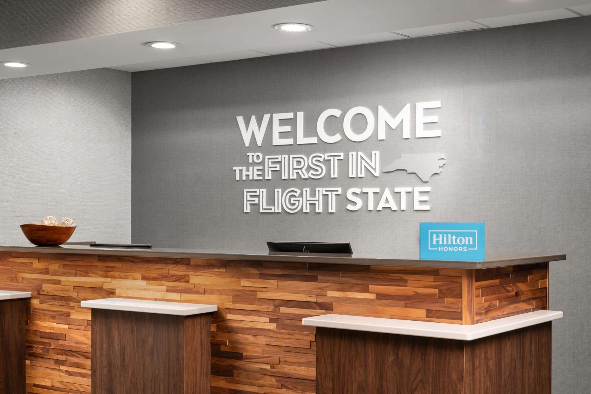Hampton Inn Spring Lake Fayetteville Bagian luar foto